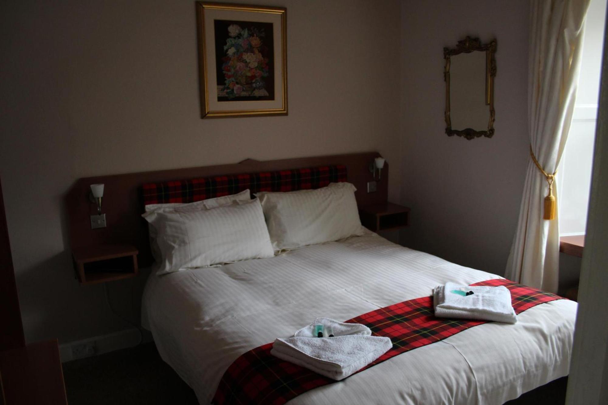 Highland House Callander Habitación foto
